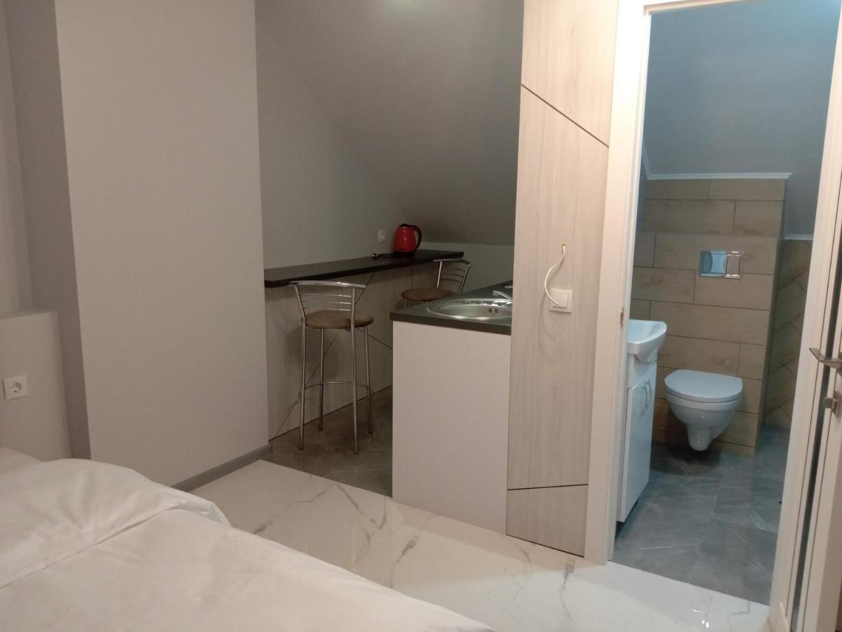 Pure Apartments Vip 5 利沃夫 外观 照片